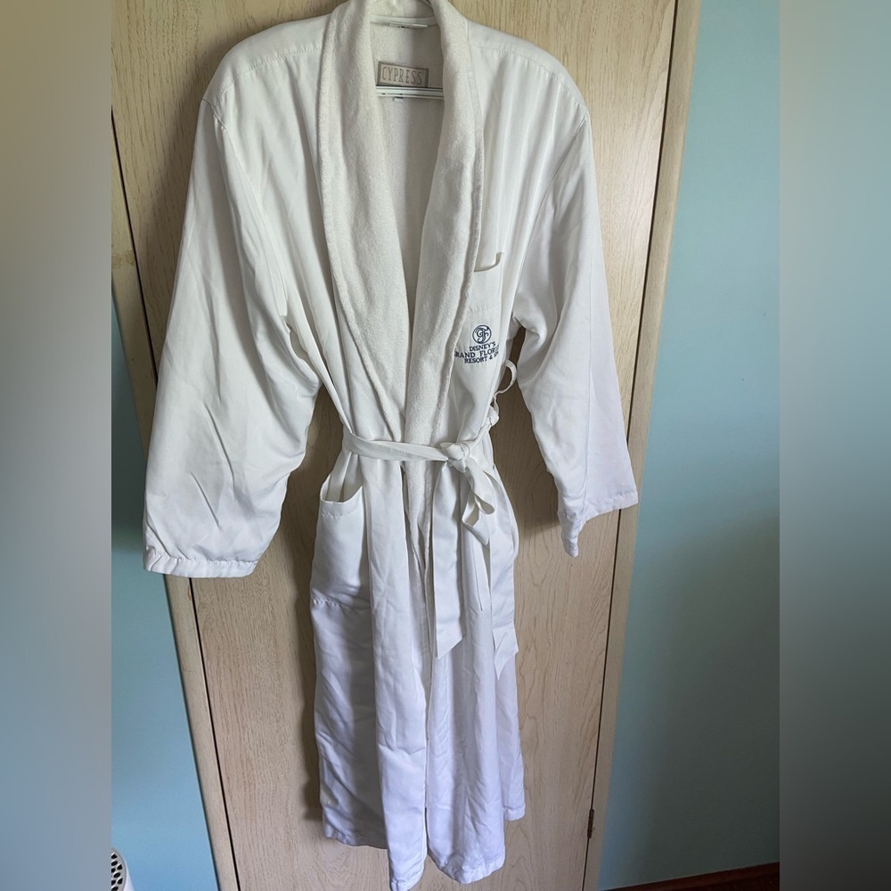 Vintage Disney Grand Floridian Resort ROBE ONE SIZE White Mickey Inc 90s